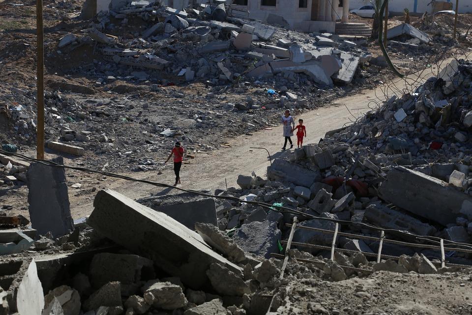 Palestinians in Gaza, living among the destruction.